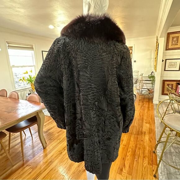 Fabulous 1950s/ 1960s vintage Swakara Fur Jacket - Picture 3 of 11